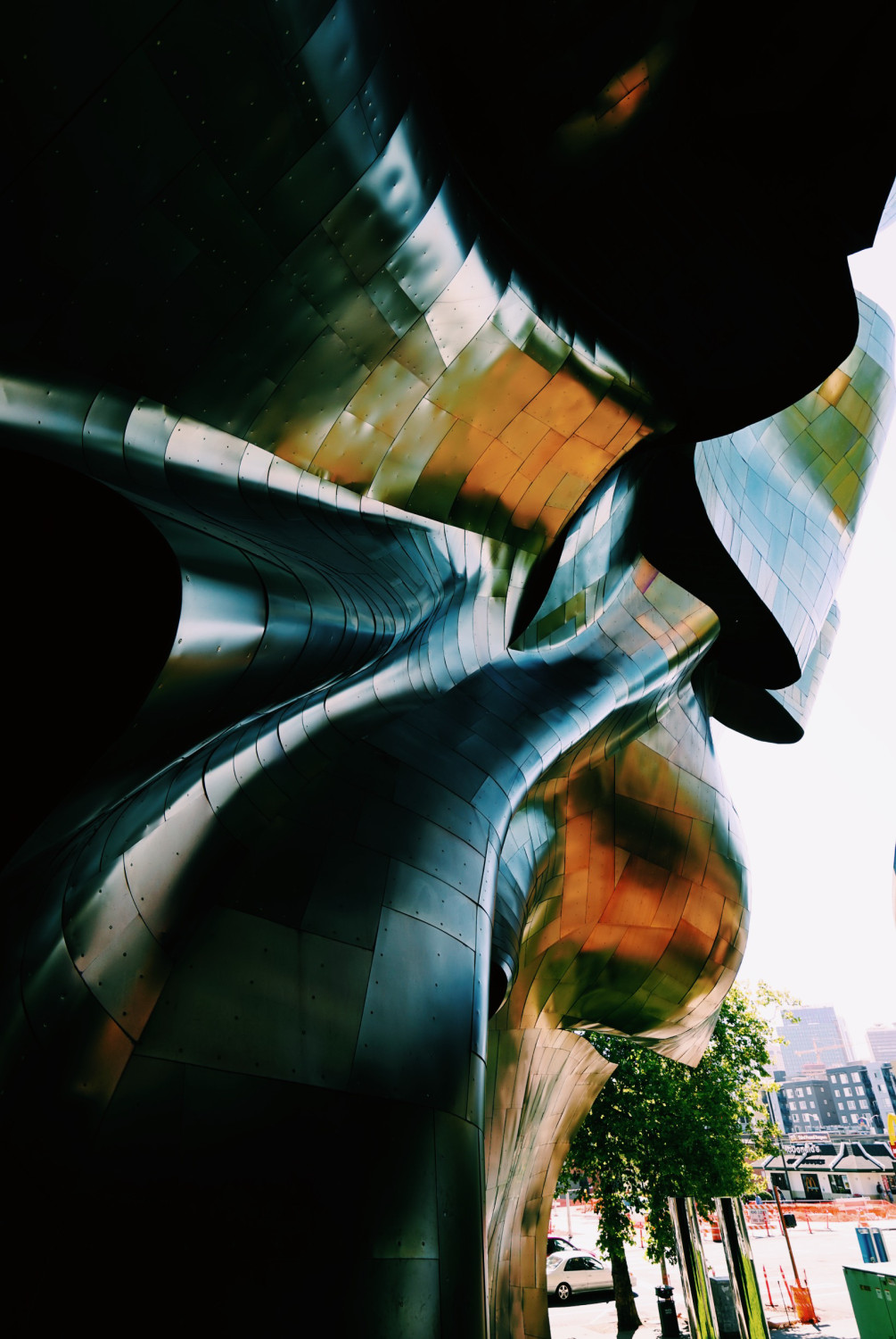 emp-museum-architecture-frank-gehry-dante-vincent-photography